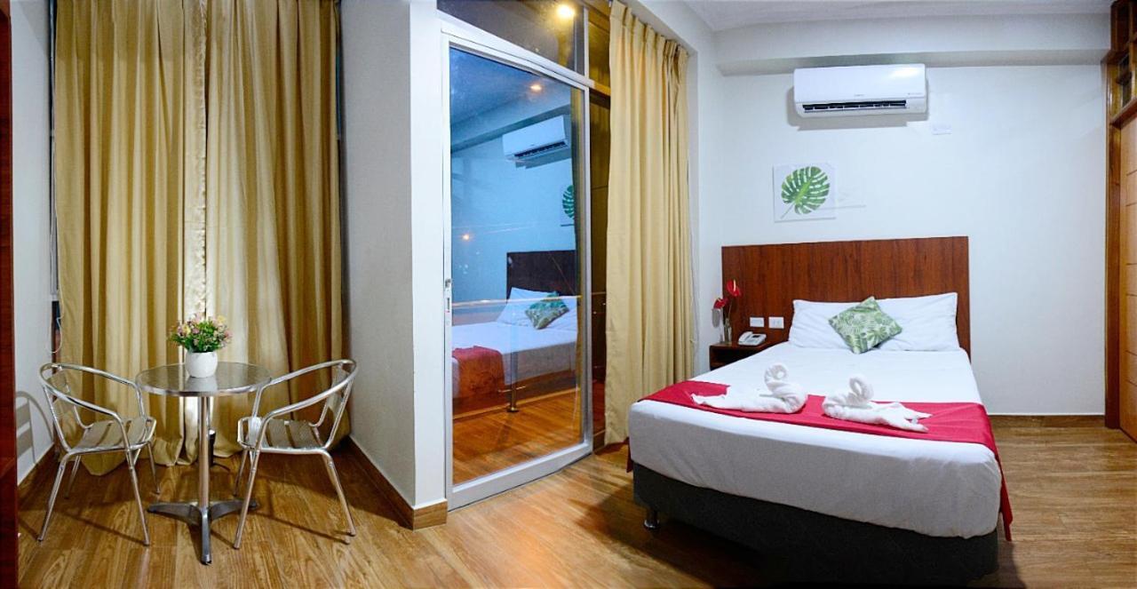 Hotel La Palmera De Oro Tarapoto Exteriör bild
