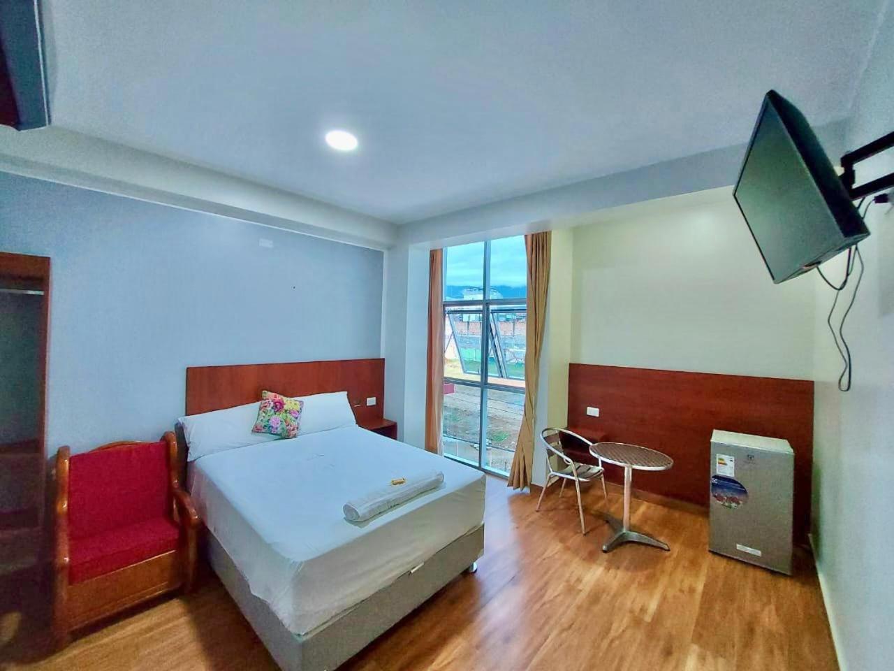 Hotel La Palmera De Oro Tarapoto Exteriör bild