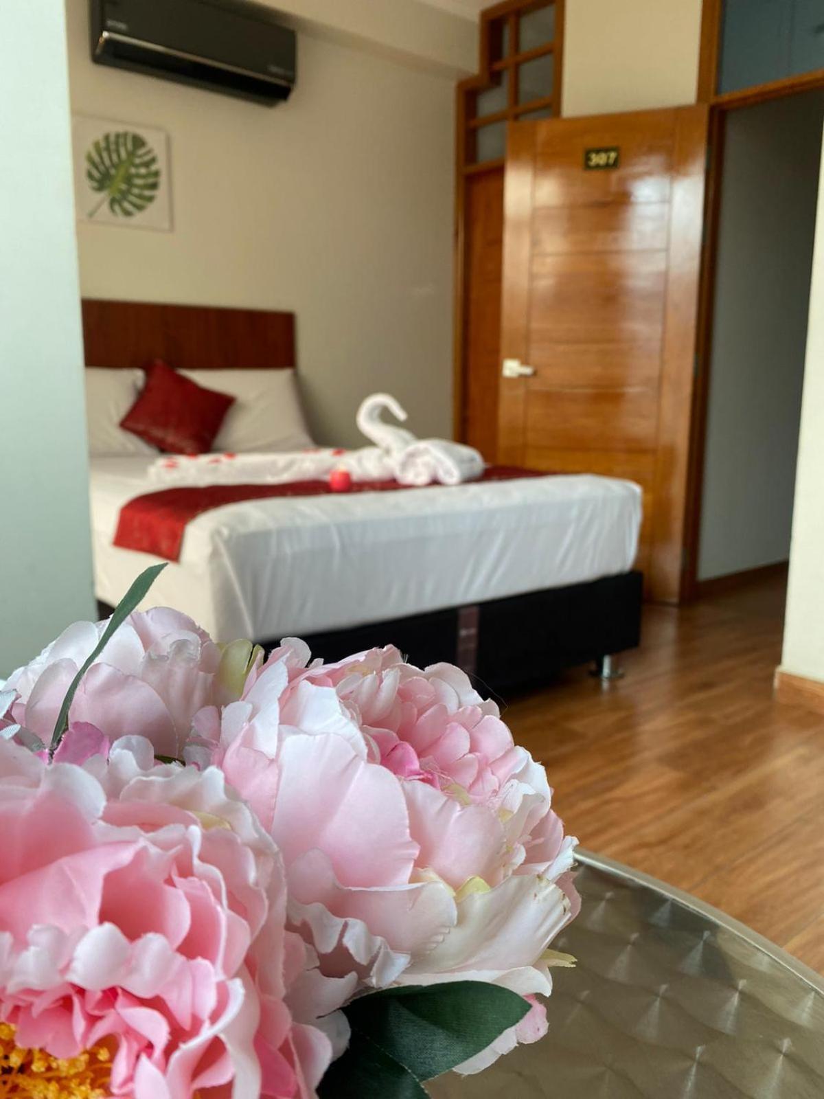 Hotel La Palmera De Oro Tarapoto Exteriör bild